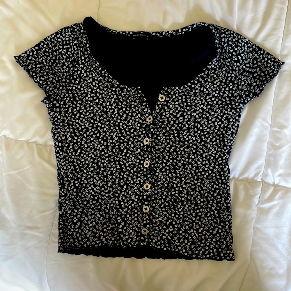Navy blue brandy Melville top (good condition)